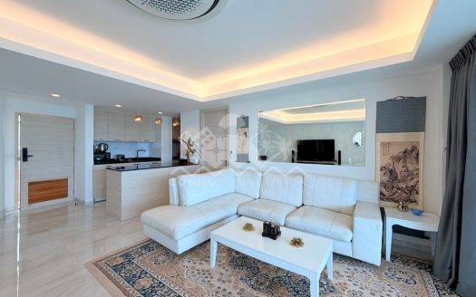 Renovated 1-Bedroom Sea View Condo for Rent at Grand Condotel